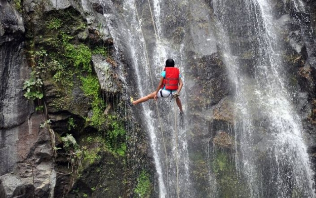  Rapel em cachoeira 